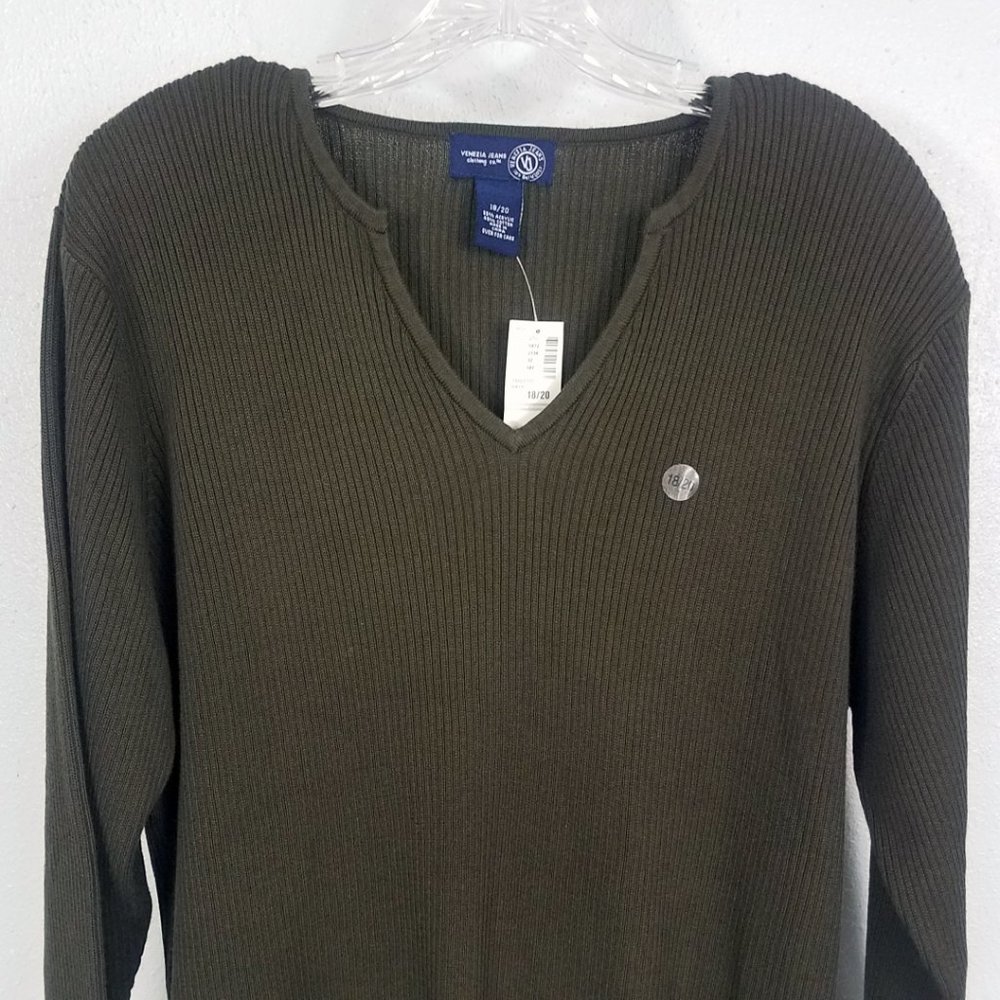 Venezia Jeans & Co. Women's V Neck Long Sleeve Cotton Blend Top Shirt Sweater - Picture 2 of 8